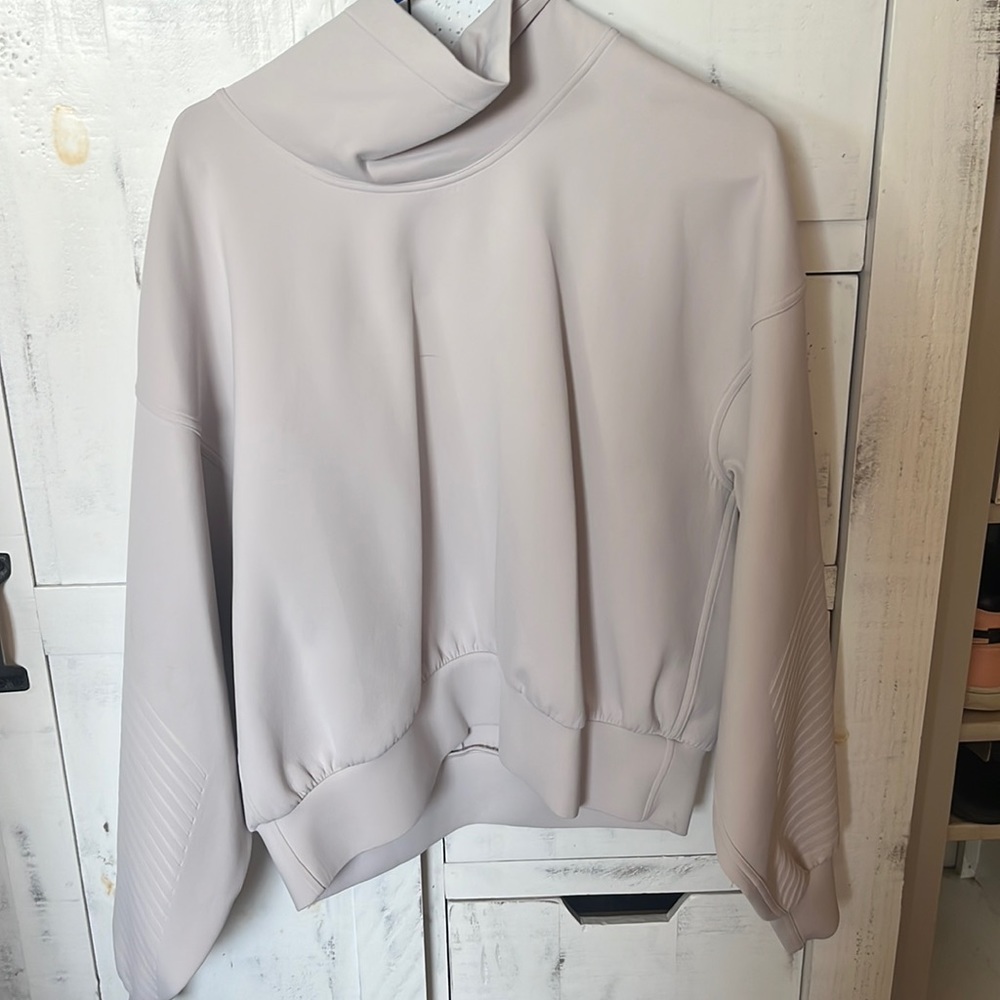Lululemon pullover